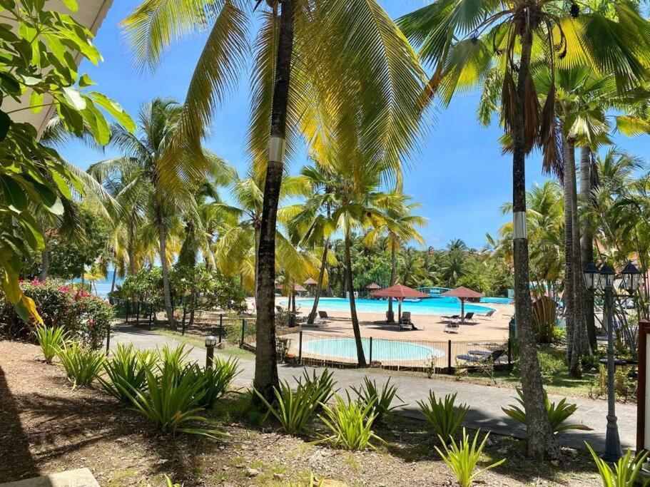 Vue Exclusive Mer Et Volcan, Village Vacances Avec Plage Et Piscine, Les Gwadastudios Sainte-Anne  Exterior photo